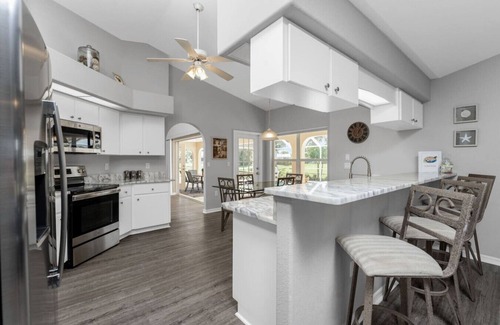 White Marsh Apartment | Marker Gulf Coast Getaway