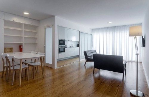 Ponta Delgada Apartment | Market Place A 1BR (historical city center)