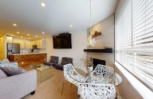 Village North Apartment | Market Place Lodge 249