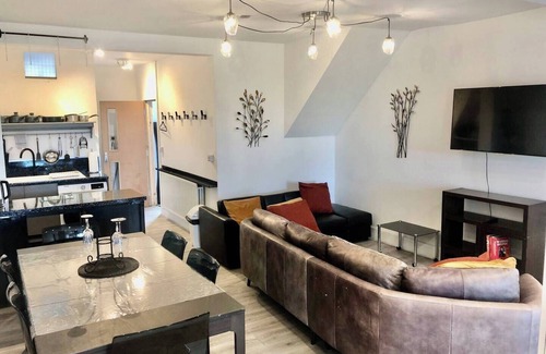 Long Eaton Apartment | Market Place Retreat in Nottingham