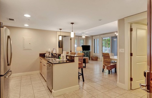 Villa Lago Condo | Market Street Inn Retreat - Spacious 2-Bedroom Condo for Six with Walkout Balcony at Sandestin Golf and Beach Resort!