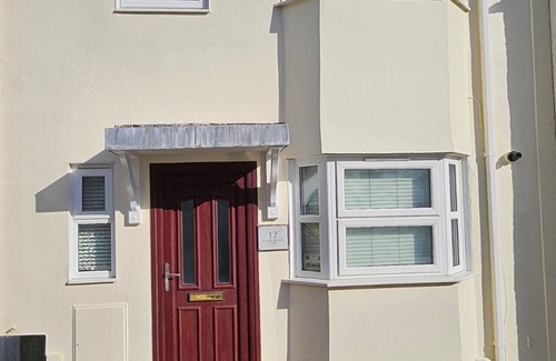 Montpelier Apartment | Marlborough Mews XXX