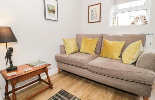 Conwy House | Marlin Cottage