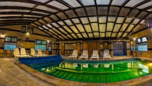 Tasnad House | MarLiv Complex