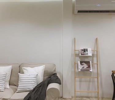 China Town House | Marlowe-Tony's home