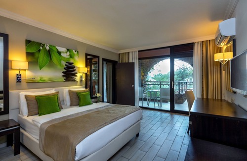 Marmaris Resort | Marmaris Bay Resort - Adults Only