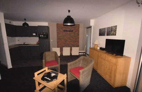 Eaux-Bonnes Apartment | MARMOTTES Residence - 2 Rooms for 8 People