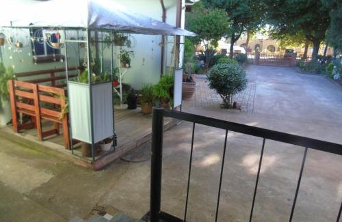 Piet Retief Apartment | Marnalé Oornagwoonstel
