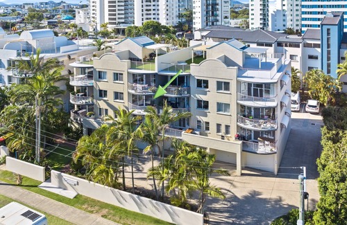 Maroochydore Apartment | Maroochydore Beach with Pool