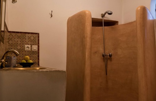 Medina House | MARRAKECH MEDINA - BOUTOUIL -BAB AYLEN -RIAD SUNNY - QUIET NOT OVERLOOKED