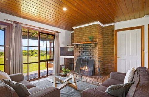 Marengo House | Marriners Apollo Bay Cottages