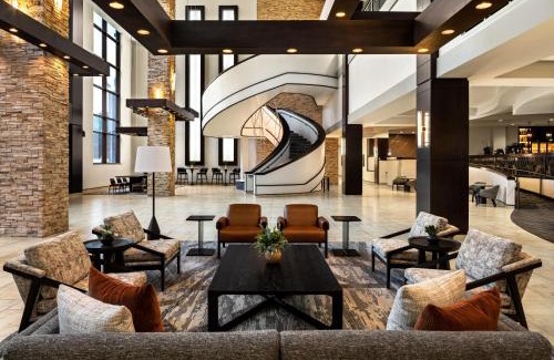 Normal Hotel | Marriott Bloomington Normal Hotel and Conference Center