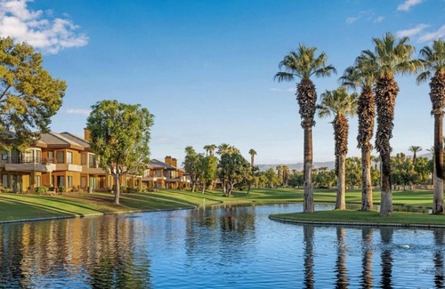 Palm Desert Condo | Marriott Desert Springs Villas I Guest Room Sleeps