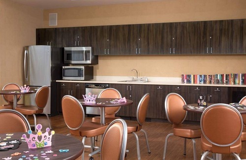 Las Vegas Condo | Marriott Grand Chateau | Three-Bedroom Villa