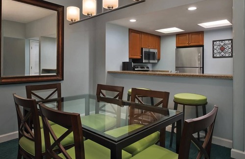 Palmetto Dunes Condo | Marriott Harbour Point/Sunset Pointe@Shelter Cove:2-bedroom condo.Many amenities