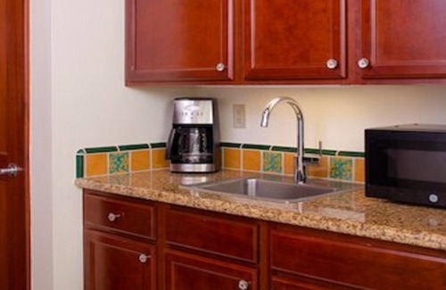 Ko Olina Apartment | Marriott Ko Olina Beach Club -Studio - Includes Tax, Parking