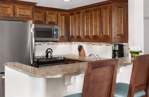 Palm Beach Apartment | Marriott's Aruba Surf Club Sleeps 6 Privately, 8 Maximum