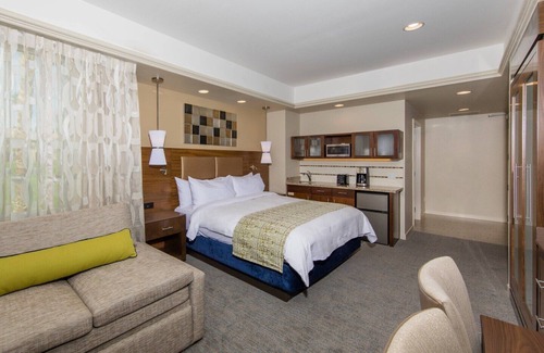 Palm Desert Condo | Marriott's Desert Springs Villas II-7 Pools, Kids Club, Stunning Resort Grounds