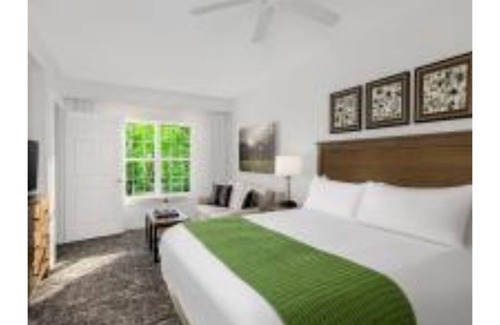 Galloway Resort | Marriott's Fairway Villas, Galloway, New Jersey - 2 Bedroom Suite 7/14-7/16 2023