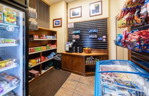 South Lake Tahoe Condo | Marriott Timber Lodge Luxury Studio