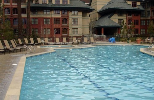 South Lake Tahoe Apartment | Marriott Timber Lodge - 2 Bedroom - Ski in/out at Heavenly Lake Tahoe - Sleeps 8