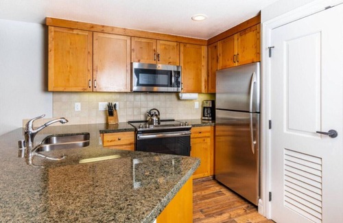South Lake Tahoe Hotel | Marriott Timber Lodge 2BD Villa