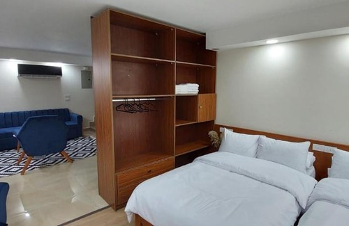 The 5th Settlement Apartment | Marron studios 6