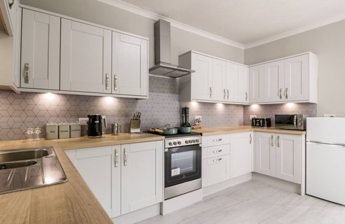 Innellan Cottage | MARS HILL LOWER, family friendly, character holiday cottage in Dunoon