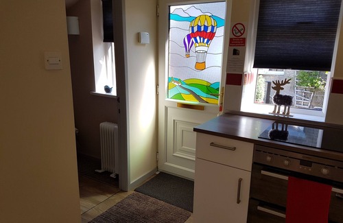 Marsden Apartment | Marsden, Stone Eater, Private, peaceful detached annex
