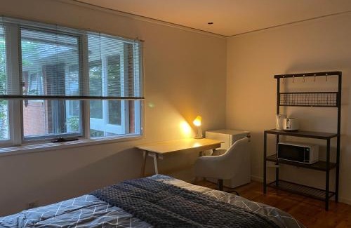 Marsfield House | Marsfield Sunny and Spacious Room