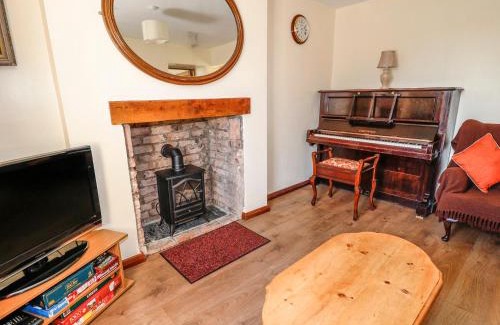 South Molton House | Marsh Cottage