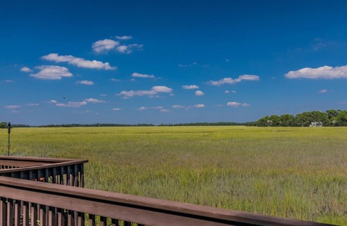 Saint Helena Island Villa | Marsh Haven - Beautiful marsh view, center island, walk to the beach, 236 Tennis Villa