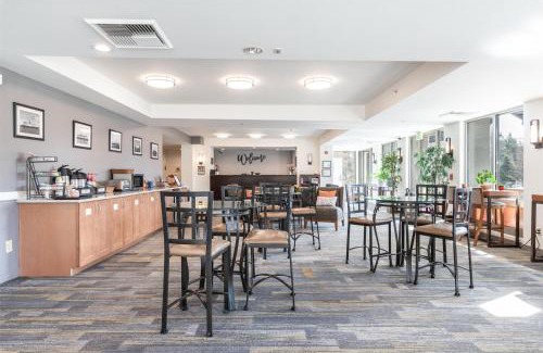 Bainbridge Island Hotel | Marshall Suites Bainbridge Island, SureStay Collection by BW