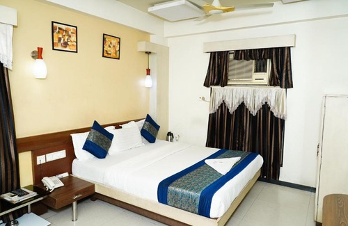 Kalupur Hotel | Marshall The Hotel