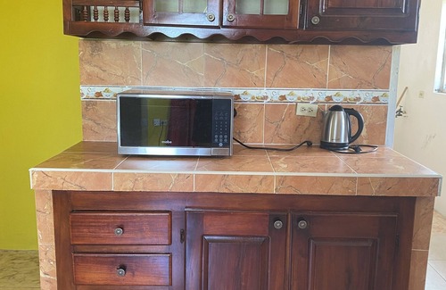 West Gate Hills Bed & Breakfast | Marshan villa 1 apartment