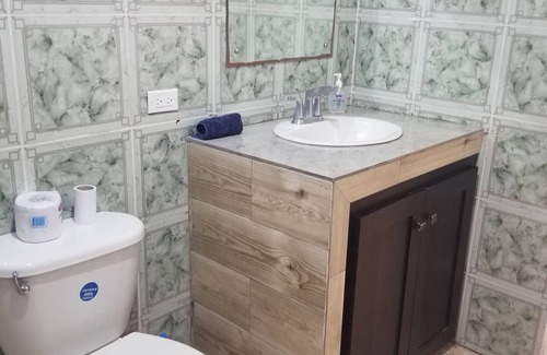 West Gate Hills Bed & Breakfast | Marshan villa 1 apartment