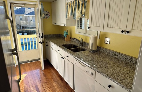 Myrtle Beach Cottage | Marshland Beach Paradise