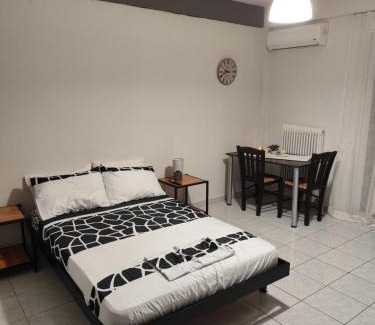 Mytilene Apartment | Martheo Studios 2
