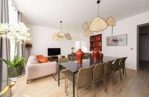 Strasbourg -Saint-Denis Apartment | Martin' s Door