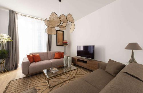 Strasbourg -Saint-Denis Apartment | Martin' s Door