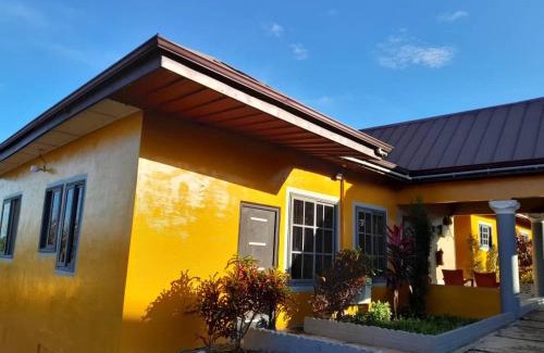 Bono East Region Bed & Breakfast | Martina's Executive Lodge