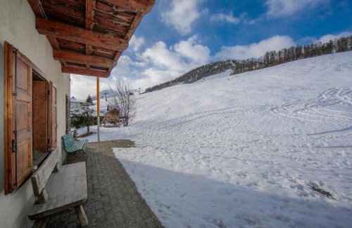 Livigno Apartment | Martina Ski in - Ski out 50m - Happy Rentals