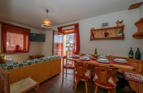 Livigno Apartment | Martina Ski in - Ski out 50m - Happy Rentals