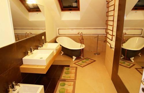 Intra Apartment | Martini Symphony