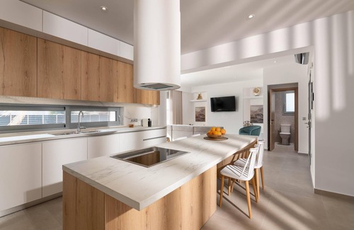 Petaloudes Villa | Martini Villas - Sofia Villa