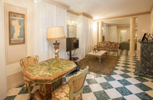 Ravenna Apartment | Martins Residence de Luxe