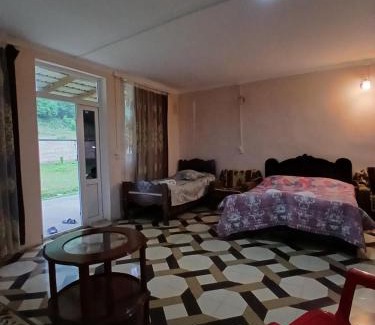 Salkhino Villa | Martvili Canyon Cottage by the River