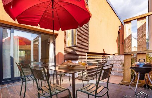 Magny-le-Hongre House | Marvel House - Disneyland 5min, Private Parking, Terrace