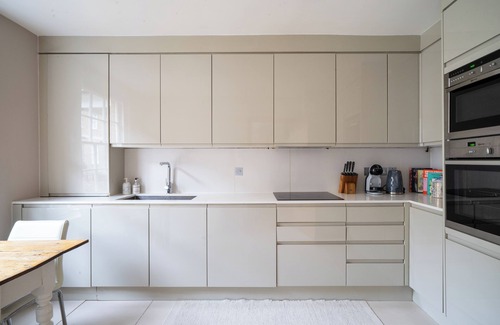 Bryanston and Dorset Square House | MARVELLOUS MARYLEBONE 2 BED TOWNHOUSE. PERFECT CENTRAL LOCATION