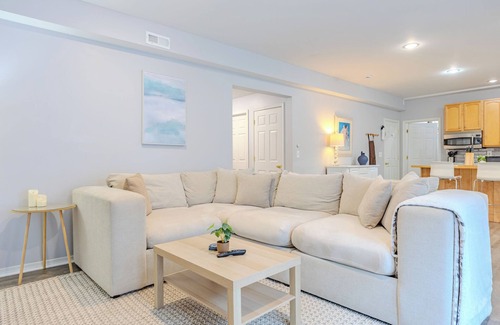 Herndon House | Marvelous 2-bedroom house with AC in Herndon